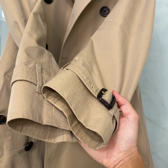 Authentic Burberry Kensington short trench coat - Picture 13 of 14
